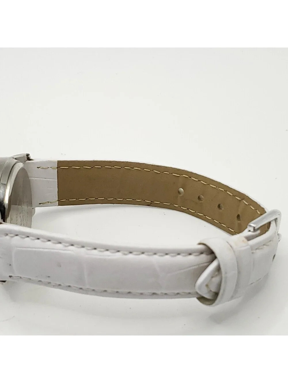 Q&Q Quartz Womens Watch 30mm White Leather Band New Battery